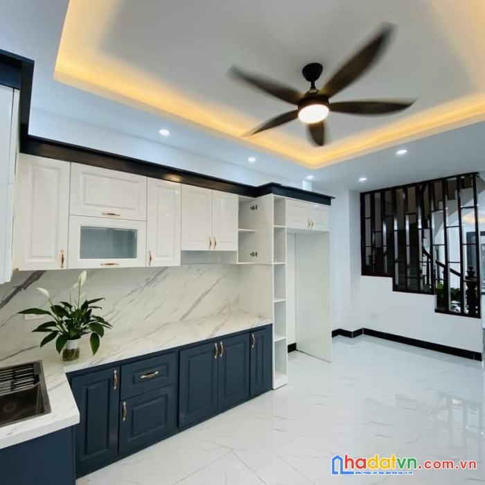 Cần bán gấp nhà đường khương đình, 50mx5t, oto gần, 4,5 tỉ 093 11 33386