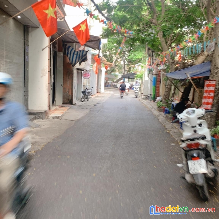 Bán đất tặng nhà cấp 4 thanh xuân – 45m² - mặt tiền 4m – giá 4.1 tỷ.