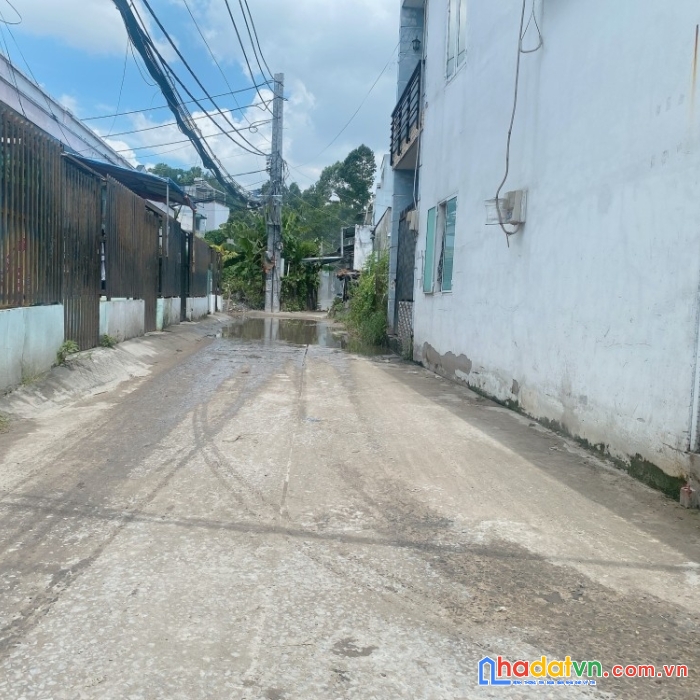 61m2 - có ngay nhà trung tâm - đình phong phú - chỉ 2.1 tỷ