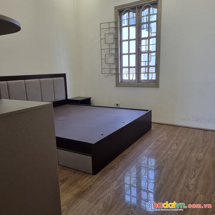 Bán nhanh, giá hợp lý,  ô tô tránh, kinh doanh, nhà bồ đề, long biên 56m 4t giá 5.7 tỷ