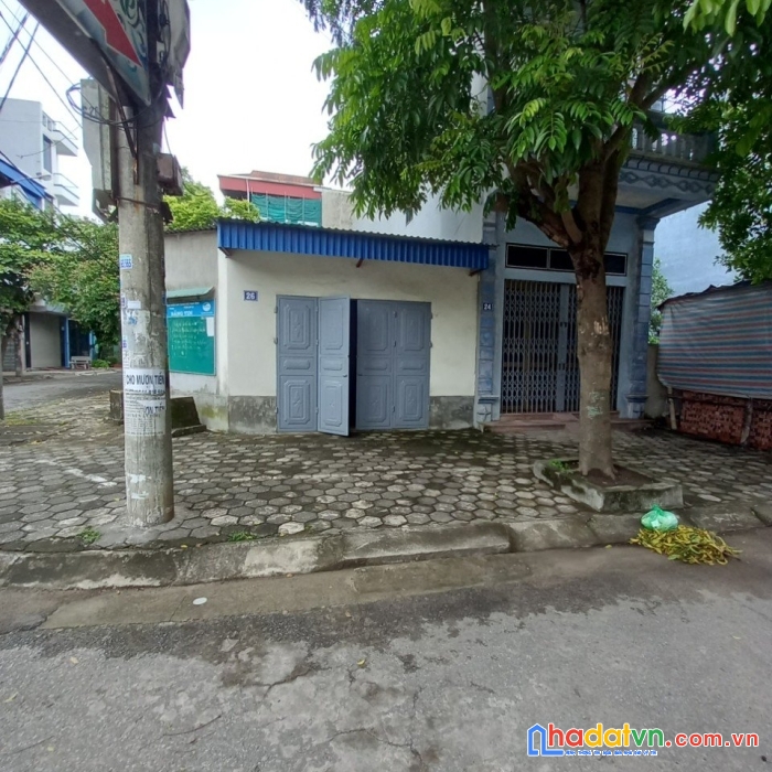 Cần bán nhà cấp 4 góc hai mặt tiền vị trí đẹp tại thành phố nam định