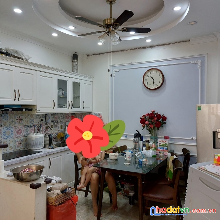 Bán nhà ái mộ 35m2, ngõ thông ôtô, gần phố, lô góc, kinh doanh