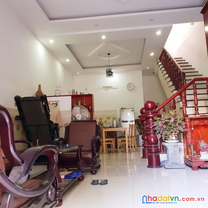 Bán nhà 2 lầu 100m2 mặt tiền đường bùi hữu nghĩa, gần chợ đồn shr full thổ