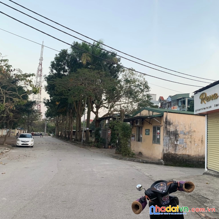 Ngõ rộng đất vip thượng thanh ô tô tránh 2 tỷ 8 35m2 mt 7m.