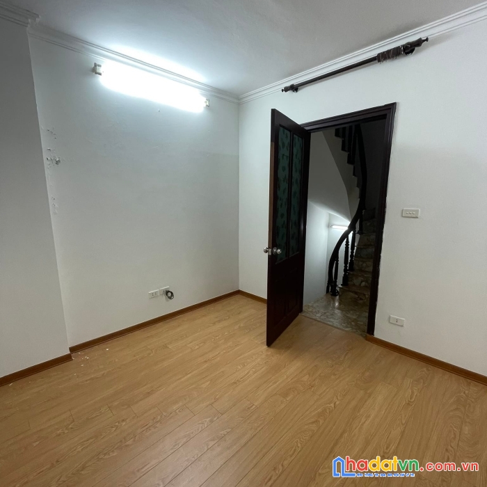 Bán nhà quận thanh xuân – ô tô đỗ cửa-kinh doanh đa dạng-giá hơn 3 tỷ