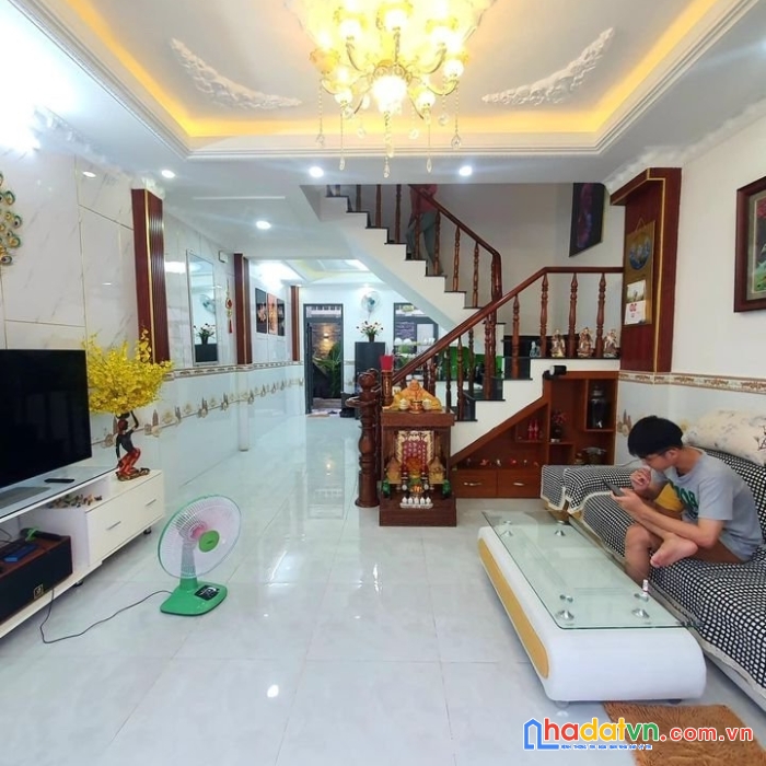 Chỉ 3,7 tỷ sở hửu ngay nhà lê thanh nghị, hải châu, 67m2, đẹp, còn mới