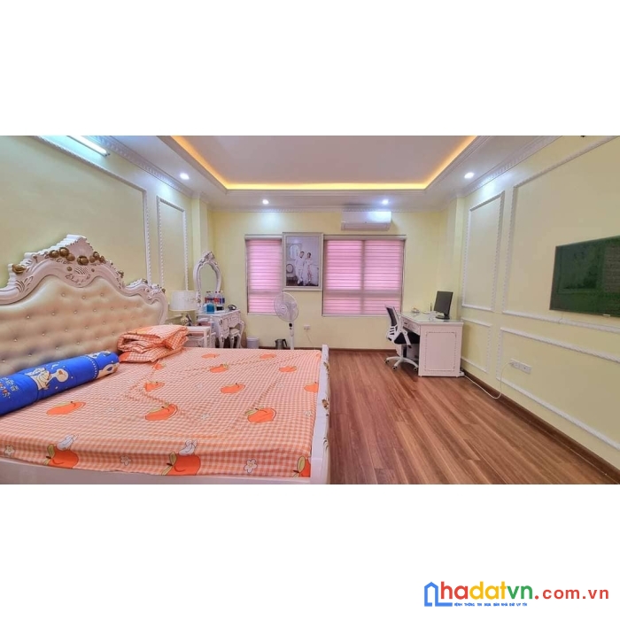 Đẹp như tranh hoàng quốc việt - cầu giấy 37m, 5 tầng, mt: 4m, nhỉnh  4 tỷ