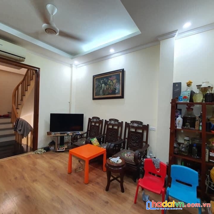 Bán nhà đống đa - thái thịnh - ngõ ô tô chánh - kd mọi mặt hàng