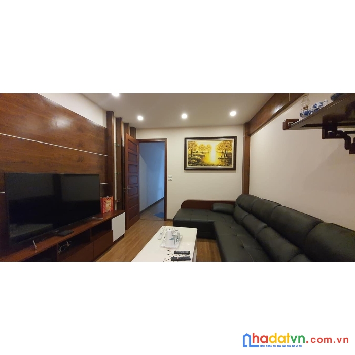 Víp. 42m2 5 tầng mặt tiền 4.2m phố văn cao - quận ba đình giá nhỉnh 6 tỷ liên hệ  0912265058