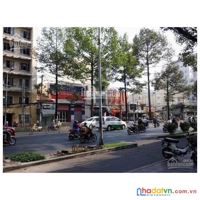 Bán khuôn đất đường trần hưng đạo ngang 12 dài 28. gpxd hầm 6lầu. tiện xây mới, giá chỉ 59tỷ