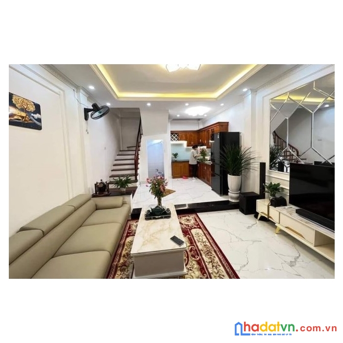 Siêu phẩm cầu giấy - ngõ nông rộng - gần phố - nhà mới đẹp - 35m2 nhỉnh 4 tỷ 