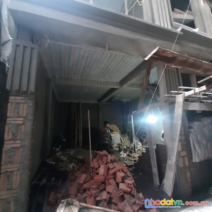 Thanh xuân – nhà xây mới – mặt tiefn rộng ngõ nông thẳng – cách phố 20m.