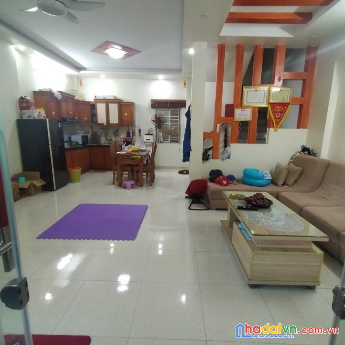N461   nhà đẹp  giá rẻ ở đoàn kết đằng hải hải an 
lh 0399291974  chỉ 2,2 tỷ