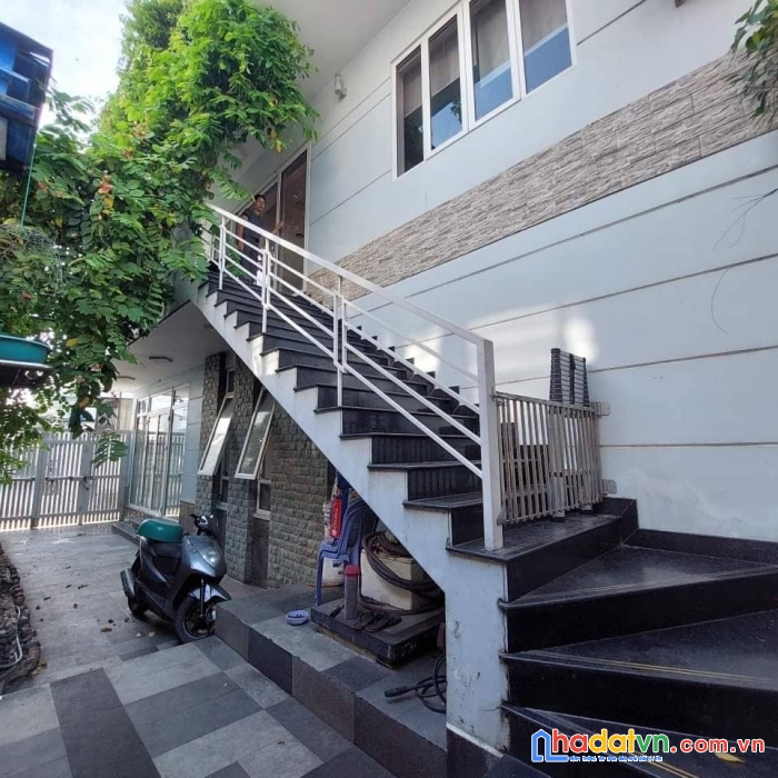 Gấp gấp, chủ ngộp, bán nhanh nhà biệt thự, 8xx. nguyễn văn qúa.
