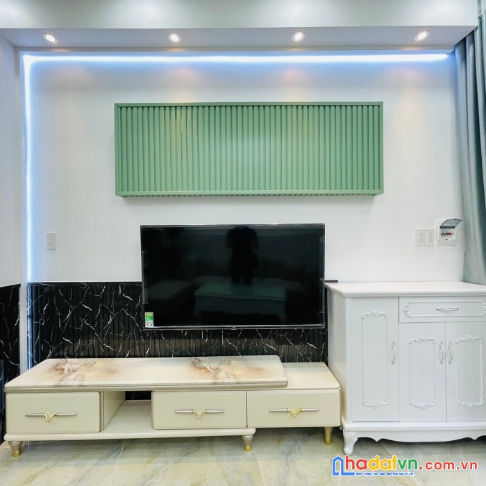 Bán nhà mtkd khánh hội 4.9.5 x10.1 trệt 2 lầu 13 tỷ