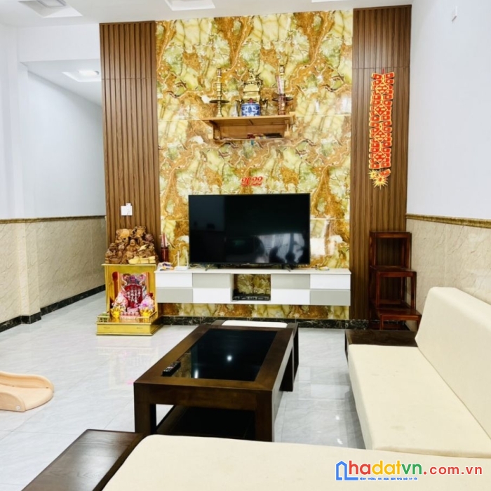 M tiền kinh doanh ng khuyến 211m2 shr, thổ cư kp5 ngay chợ phú thọ chỉ 6,8tỉ