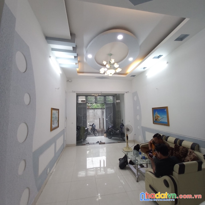 Nhà đẹp hxh vị trí đẹp đường quang trung, phường 8, 64m2 ( 4m x 16m ), 4 tầng, chỉ 7tỷ