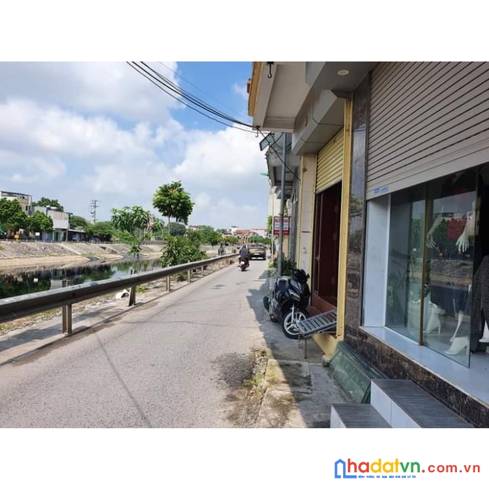 Bán nhà phố tựu liệt,  34m2,  ô tô tránh trước nhà, kinh doanh tốt, giá 3.48 tỷ