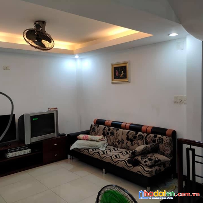 Gấp ! nhà đẹp trương đăng quế,, 40m2 ( 4m x 10m ), 5 tầng, phường 3, chỉ 5,8 tỷ