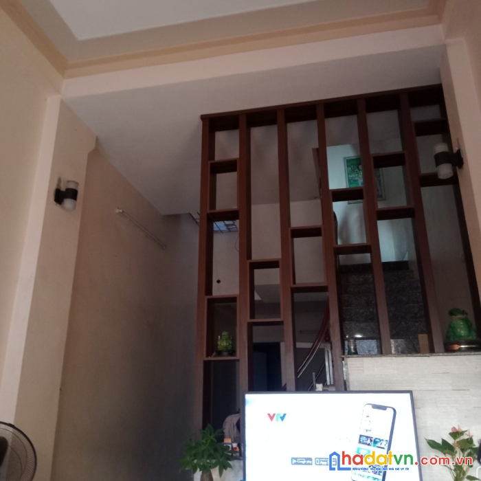Bán nhà mặt phố sát khu đô thị hud sơn tây 60m2 xây mới chỉ 2,45 tỷ