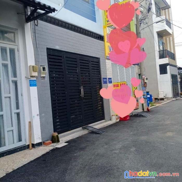 Cần bán nhà đang có khách thuê dài hạn ổn định