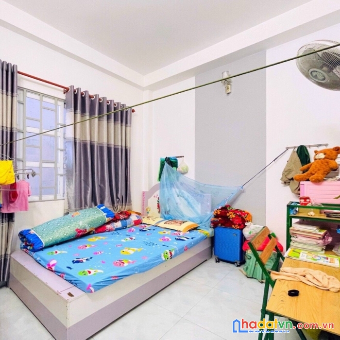Nhà hẻm phú thọ hòa, chỉ 4.86 tỷ, 3.6 x 12m, 2 lầu, 4pn tân phú
