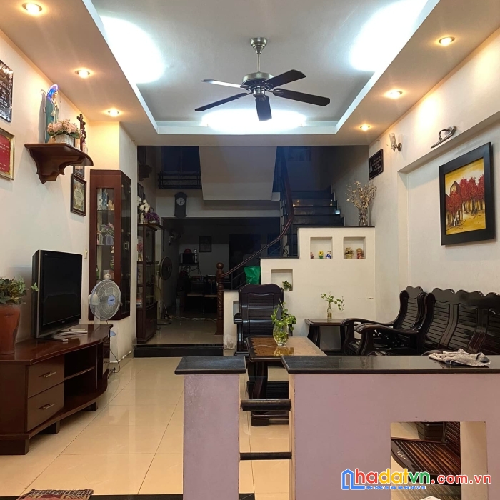 Bán gấp nhà hẻm 373 lý thường kiệt, tân bình, 70m2 giá chỉ 4 tỷ 800