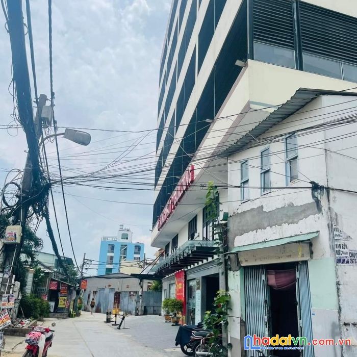 Căn hộ dịch vụ khu tên lửa, hẻm xe hơi thông tứ tung, ngang 8m bề thế, 5tầng, 67m2, nhỉnh 7 tỷ.