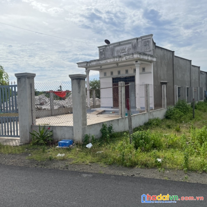 Bán lô đất dinh chúa cậu bình châu ngang 10mx50m có 100m2 thổ cư, view ngắm biển suối ồ, đường
