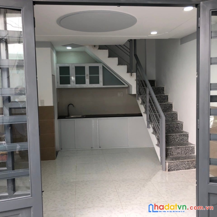 Bán nhà đẹp , tinh tế chỉ  2.9 tỷ có nhà cao cửa rộng 3 tầng hoành tráng giữa phường 4