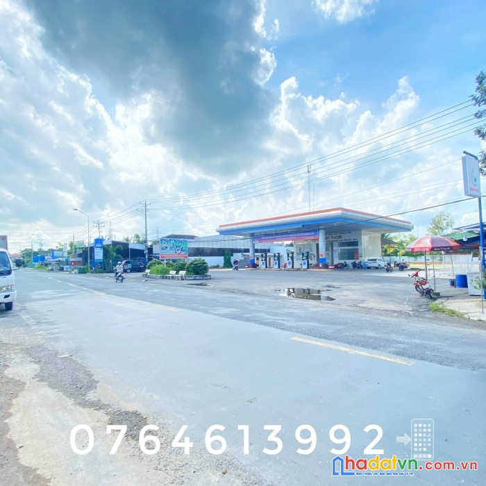 Cần chuyển nhượng lại khu đất và cây xăng, mặt tiền 48m giáp quốc lộ 80 vĩnh thạnh cần thơ