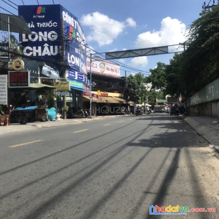 Bán nhà gấp mt khuông việt- hoà bình, 4x25m ngay cổng đầm sen, 12.8 tỷ.