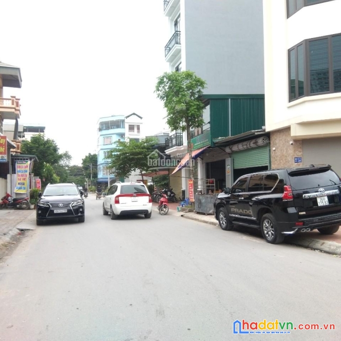 Bán đất dịch vụ phố mậu lương, 50m2, 3 ô tô tránh, view trường học, giá 5,7 tỷ