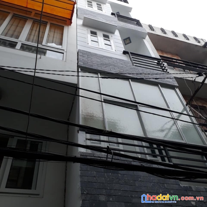 Bán nhà đường số phường 4 quận 4. giá 3.75 tỷ