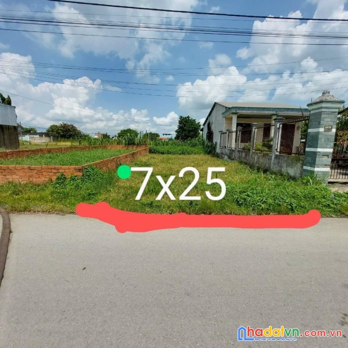 Chủ cần tiền nên hạ giá bán gấp, đất 1 xẹt đường 116, thông ra bến than