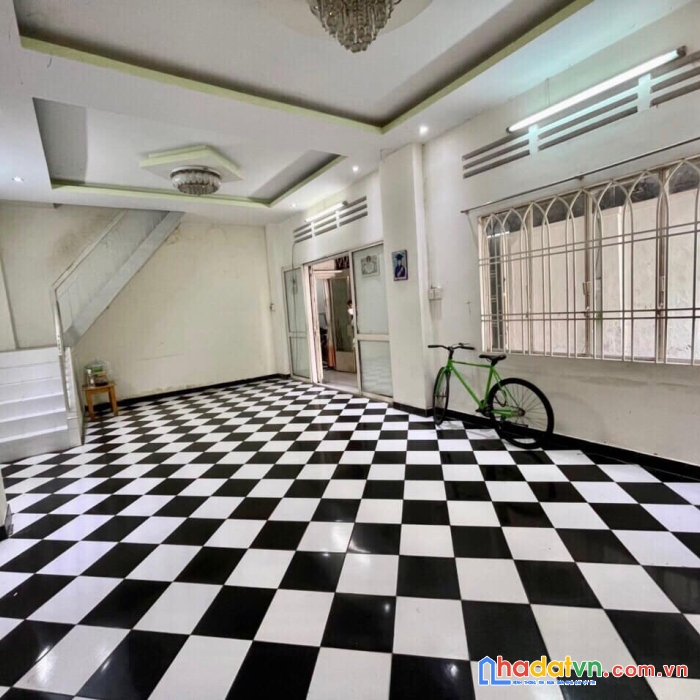 Bán nhà 2 tầng phạm ngũ lão ngang 6.3 dài 19. hxh nhỉnh 10 tỷ