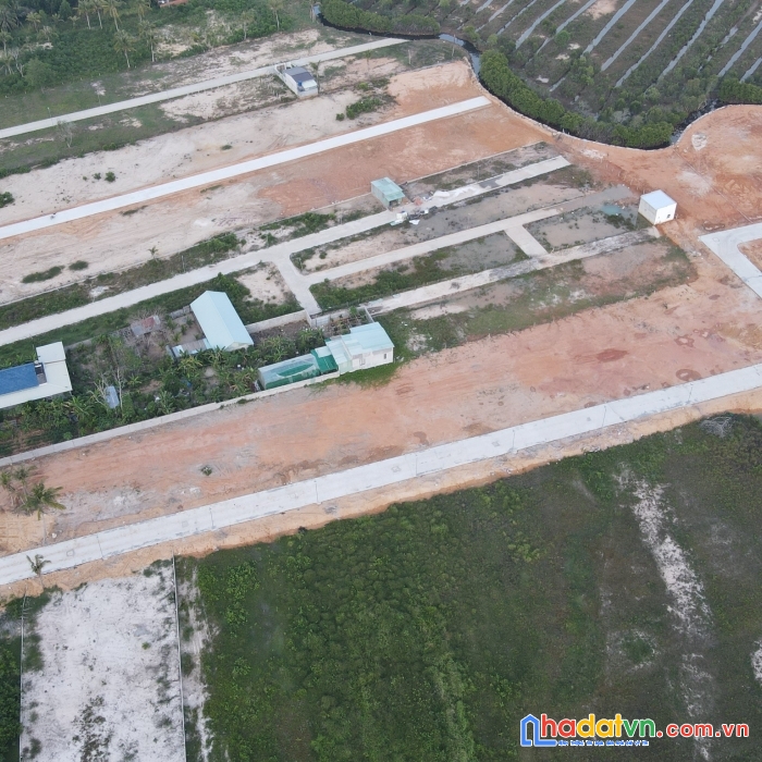 Cắt lỗ cần bán nền 100m giá 550 triệu ở hàm ninh- phú quốc