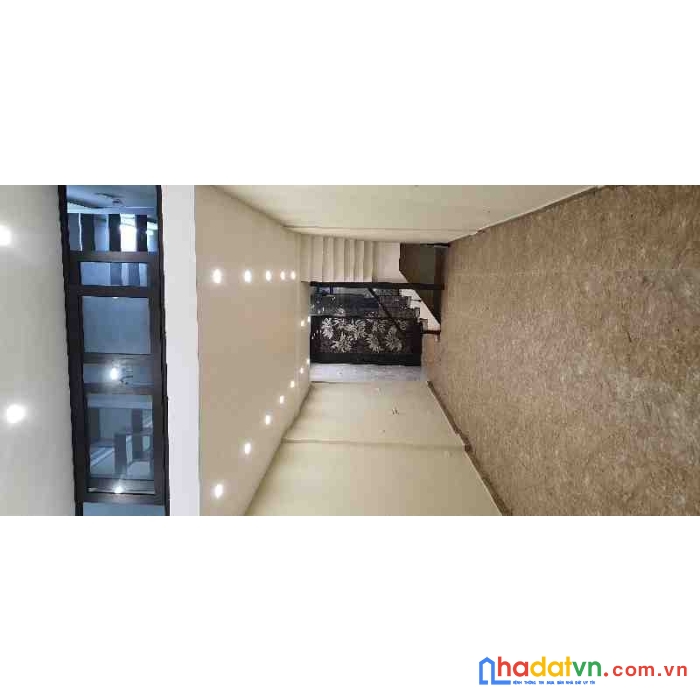Bán nhà chu huy mân long biên hà nội 7 tầng diện tích sd 420m giá thương lượng