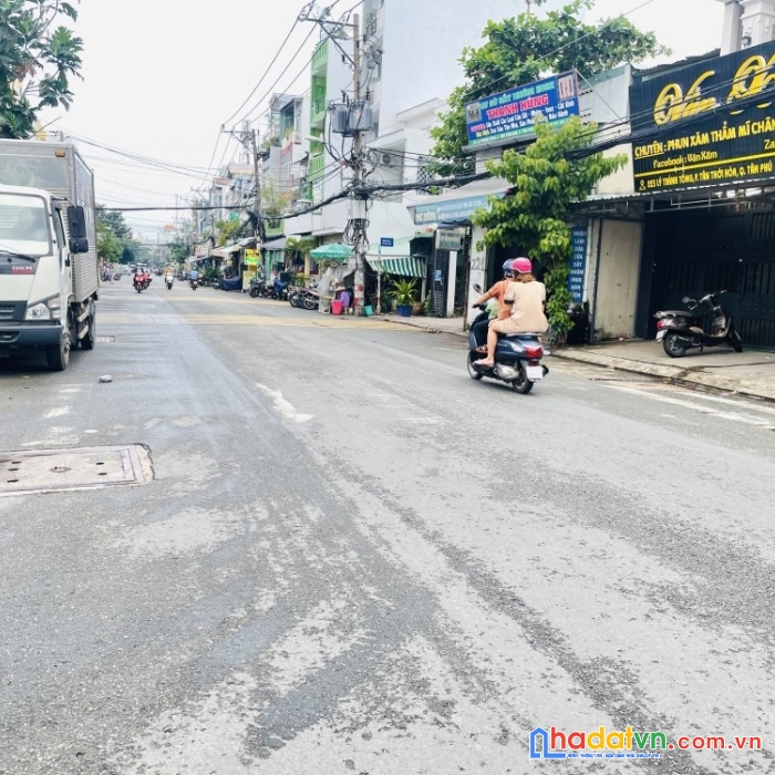 Bán nhà mặt tiền lý thánh tông, tân phú. 80m2 giá 13,3 tỷ