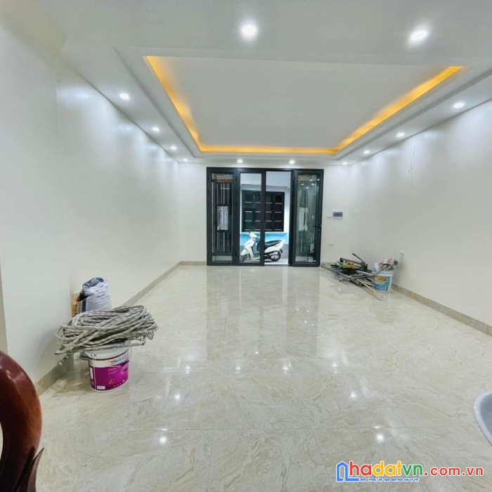 Phân lô thang máy 46m phố tô vĩnh diện thanh xuân. ở ngay gần ô tô tránh 