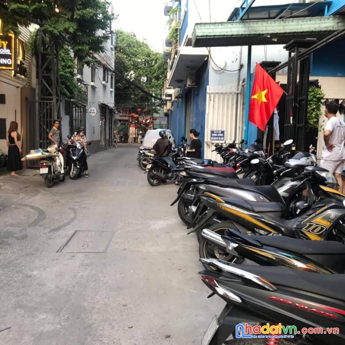 Cần sang nhượng lại toàn bộ phòng gym máy móc tại khu phố hoàng diệu (đoạn 2 chiều) , trung
