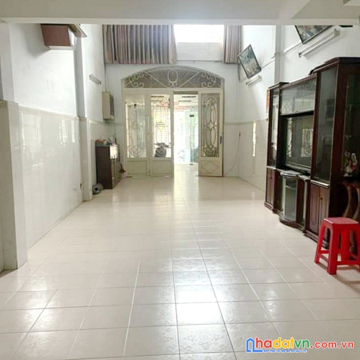 Nhà xe ô tô đậu trong nhà 122m2 đất phạm thế hiển p6 q8 giá 7tỷ 6