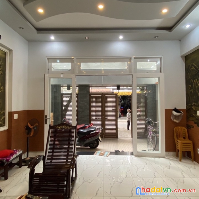 Bán nhà mt hẽm 133 ni sư huỳnh liên,p10,q tân bình;6x18m,3,5 tấm ,giá 19.5 tỷ