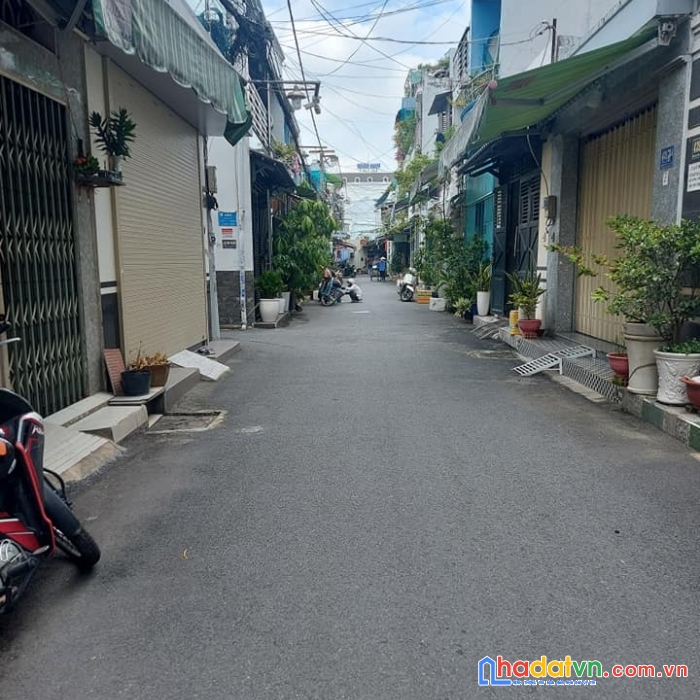 Hxh,3 tầng btct, thống nhất, p11, dt 60m2, giá 6 tỷ 250.