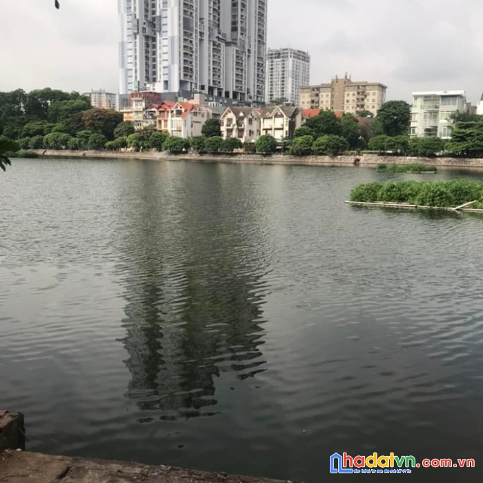 Bán bt hiếm và độc view hồ văn quán, 225m, 3 tầng, giá gần 3 triệu đô