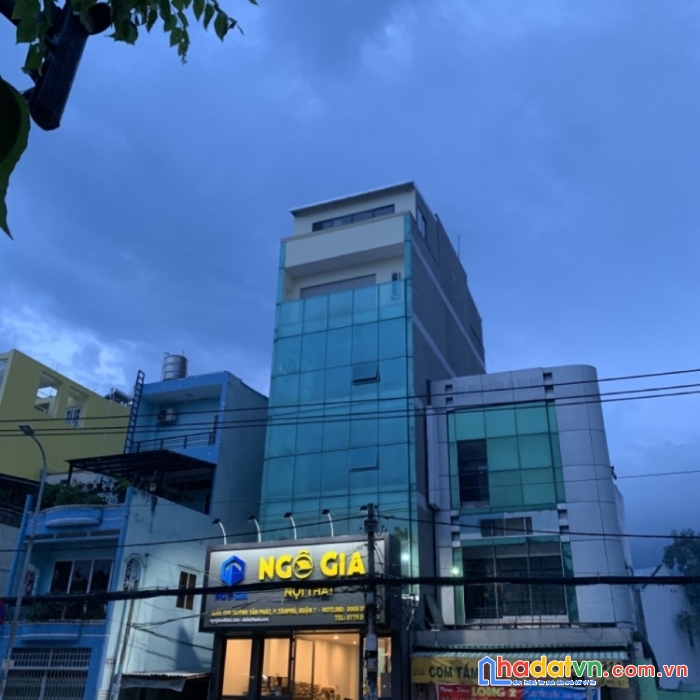 Cần bán nhà vị trí đẹp tại tại 1116 huỳnh tấn phát- phường tân phú