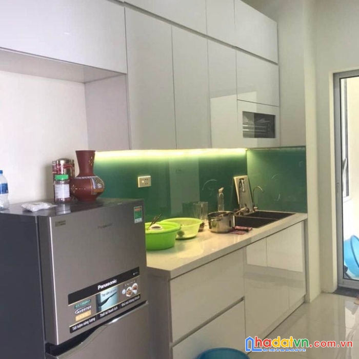 Bán căn hộ 3 phòng ngủ chung cư the golden an khánh 92m2 ban công đông nam full nội thất chỉ 2.4x