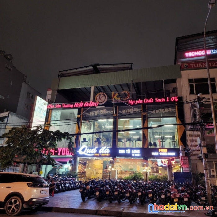 Bán nhà mặt tiền trung tâm quận 10