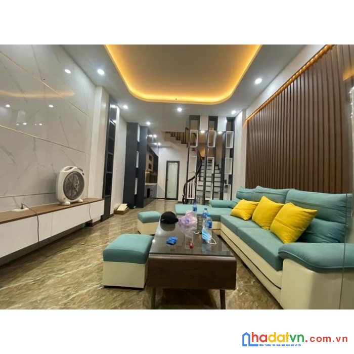 Bán gấp nhà đẹp - ở ngay phố nguyễn văn cừ, 37m, 5 tầng, giá 3.45 tỷ