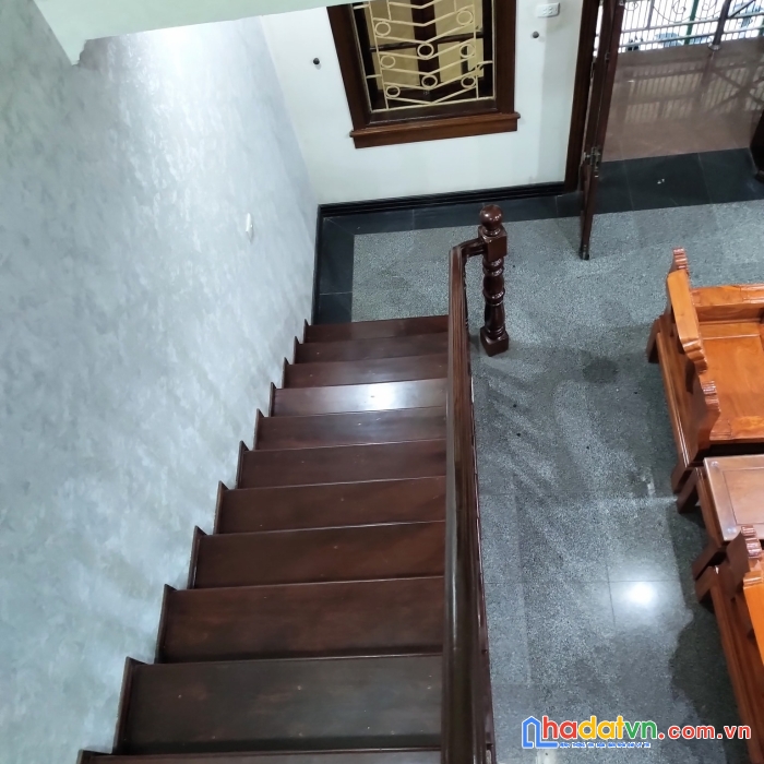 Bán nhà ngõ phố thái hà, gara, kinh doanh thuận lợi, giá 19.6 tỷ